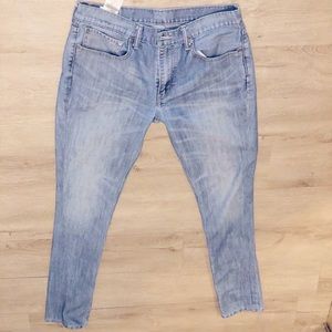 Levi’s 511 Jeans